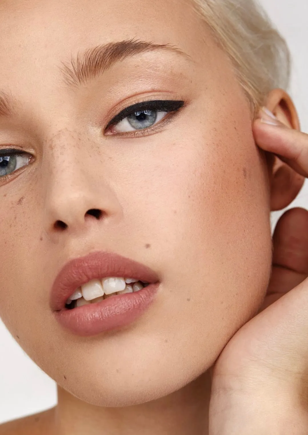 Aleph Gel Liner - Onyx
