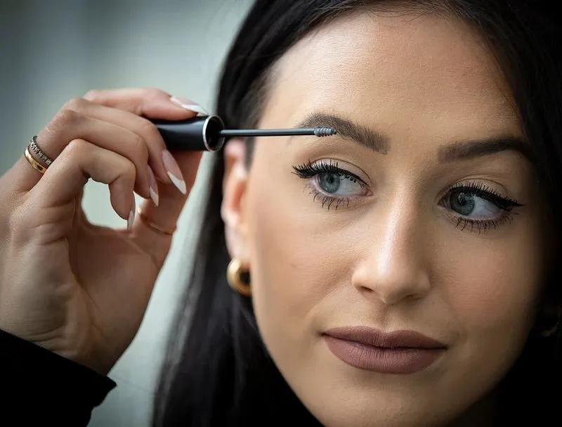 Nourish & Set Brow Gel