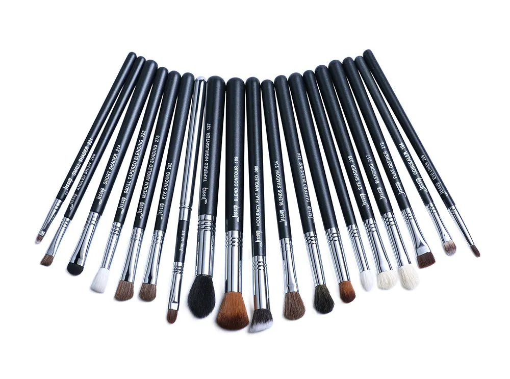PRO 19 Pcs Makeup Brush Set T131